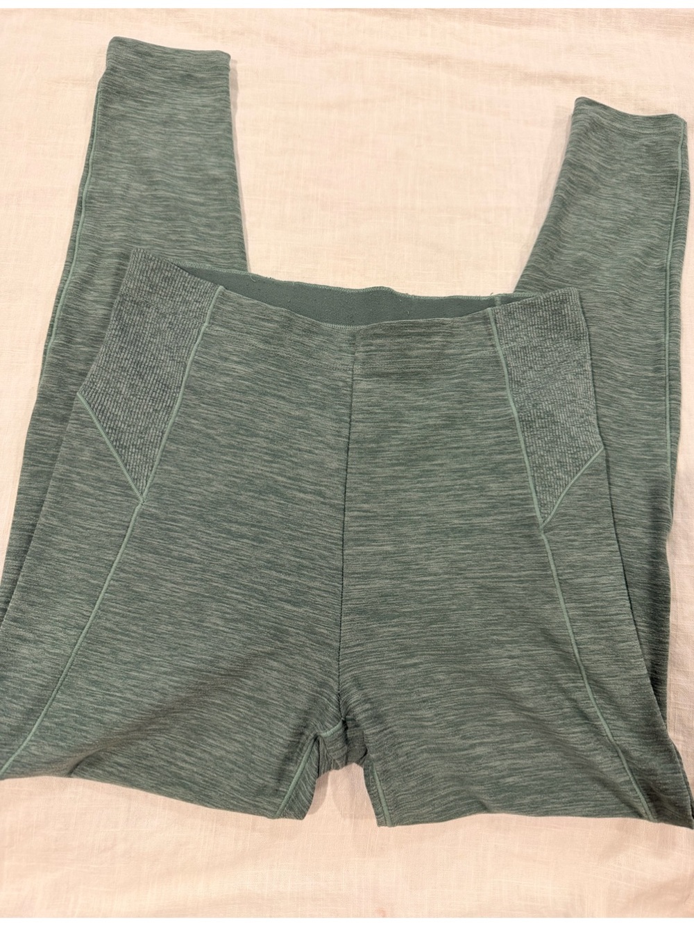 Victoria's Secret Heathered Sage Leggings Ribbed Side Panels with Green Lined 6